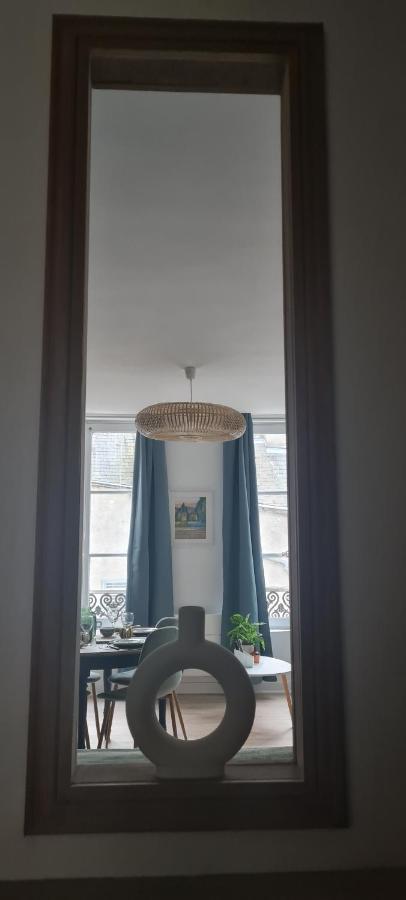 Studio 4 Personnes Aux Pieds Du Chateau De Blois Avec Experience De Dormir Sous Les Aurores Boreales 外观 照片