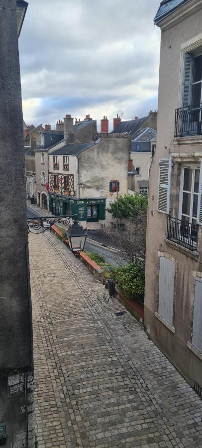 Studio 4 Personnes Aux Pieds Du Chateau De Blois Avec Experience De Dormir Sous Les Aurores Boreales 外观 照片